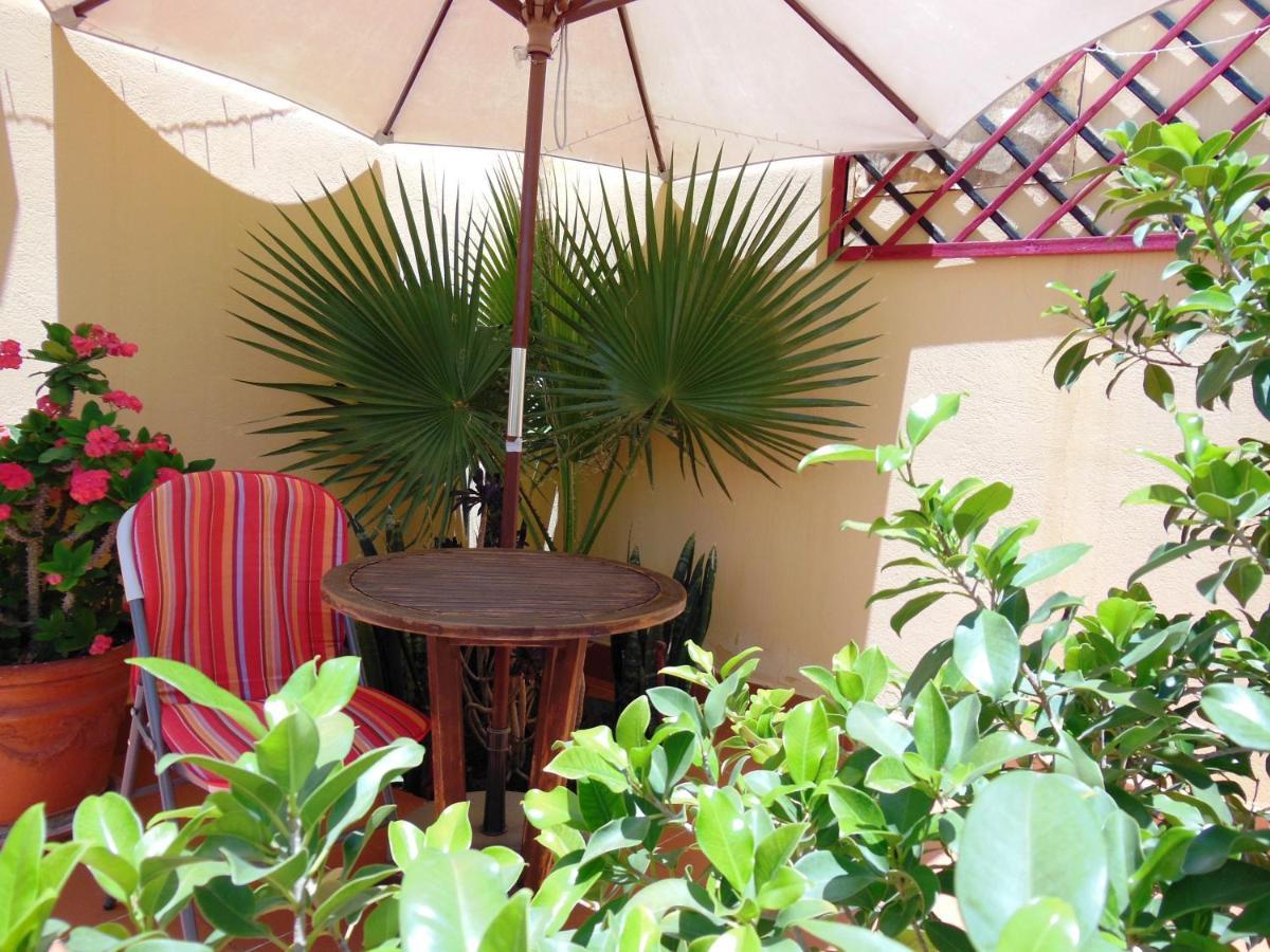 טברנס Casa Rural Jardin Del Desierto מראה חיצוני תמונה