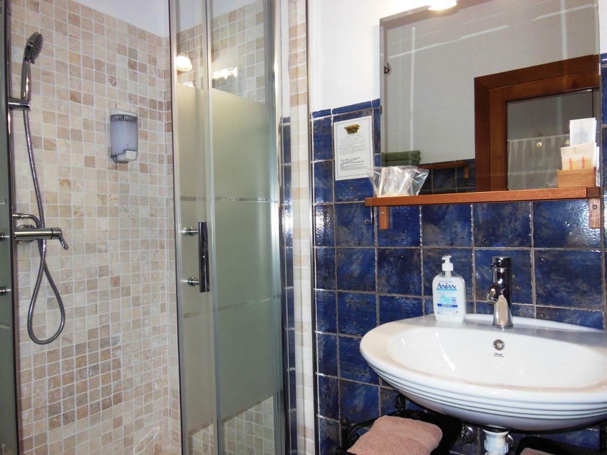 טברנס Casa Rural Jardin Del Desierto מראה חיצוני תמונה